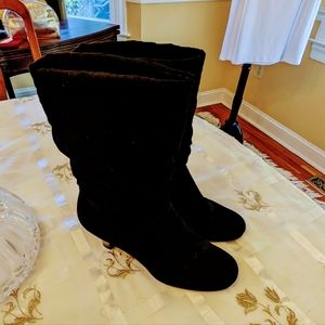 Aerosols Black Boots